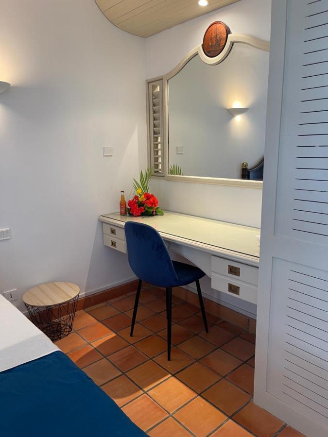 Appartement Vue Mer A 2 Minutes A Pied Des Plages Tartane ลา ทรินิเต ภายนอก รูปภาพ